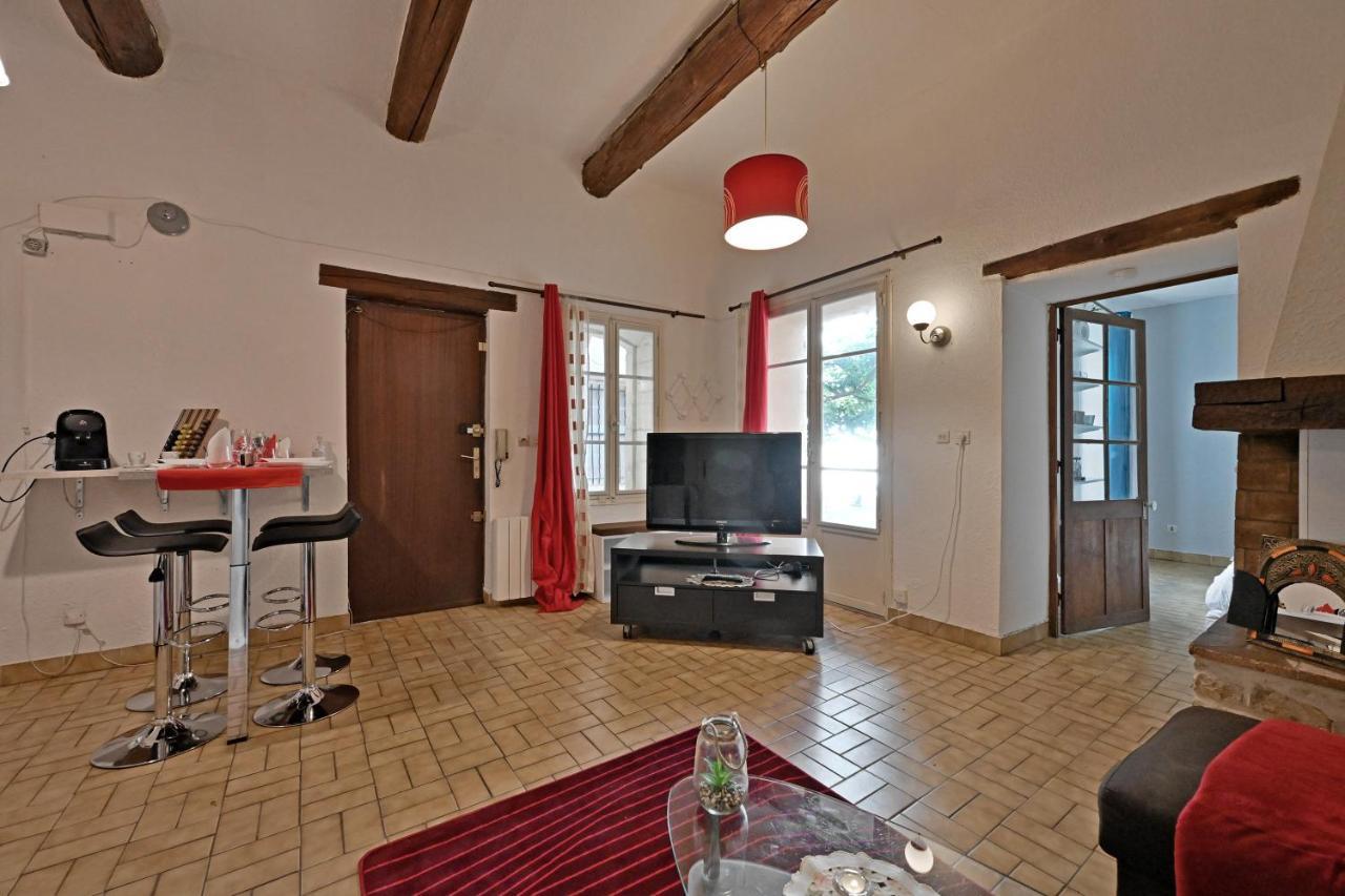 Appartement Au Calme En Plein Centre-Ville Ним Экстерьер фото
